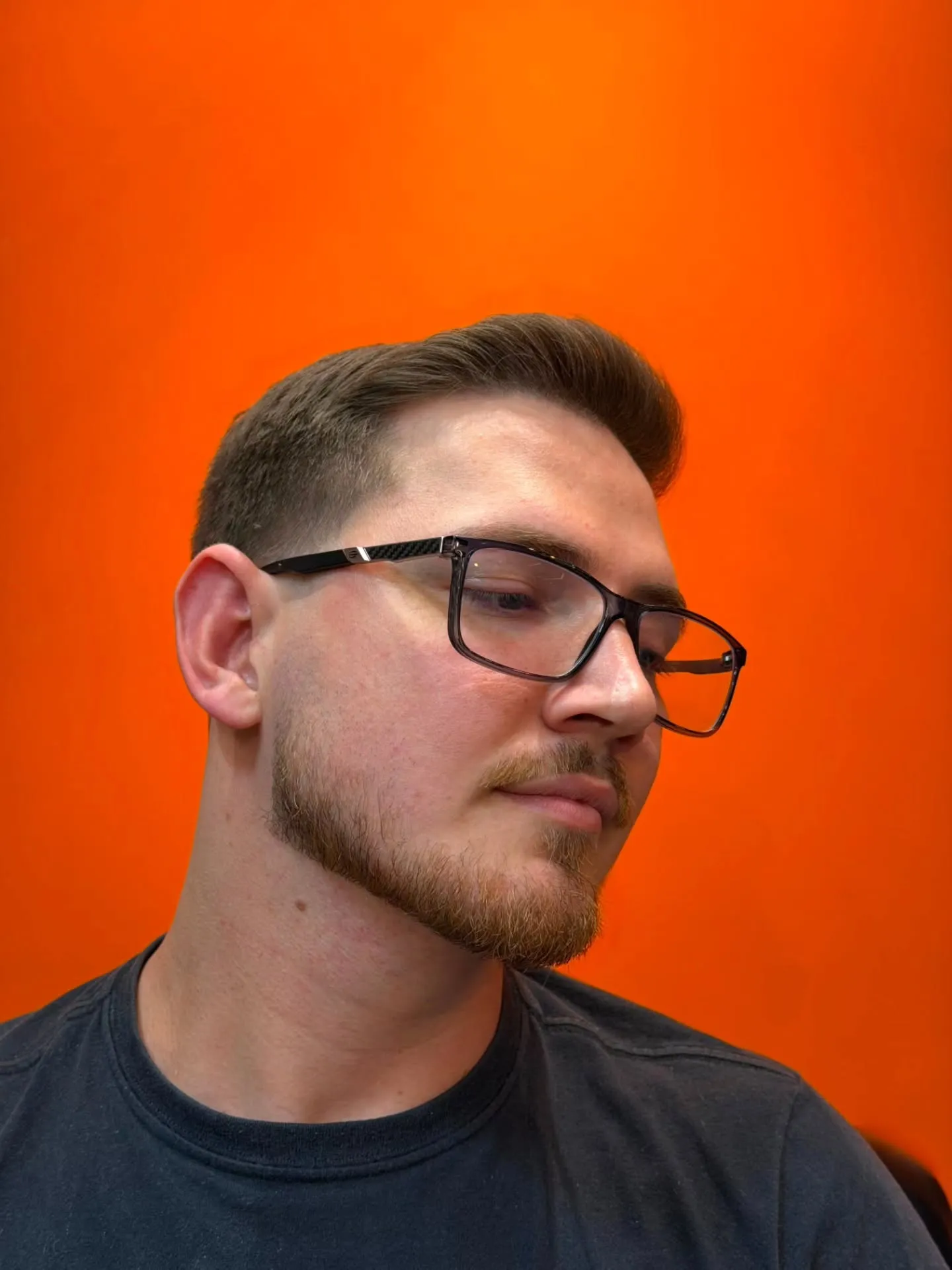 Cliente com corte e barba feitos na Swarowski